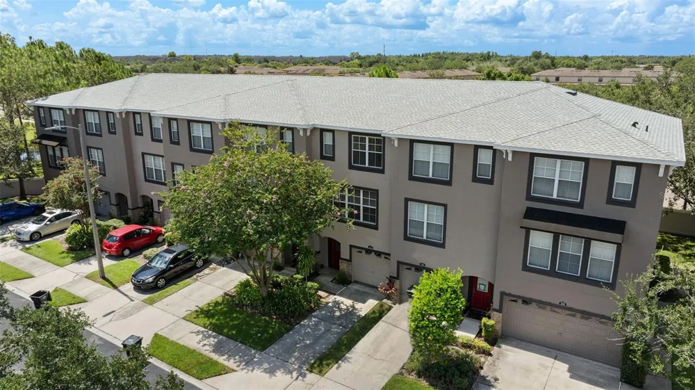 2412 MIDDLETON GROVE DRIVE Brandon, FL 33511
