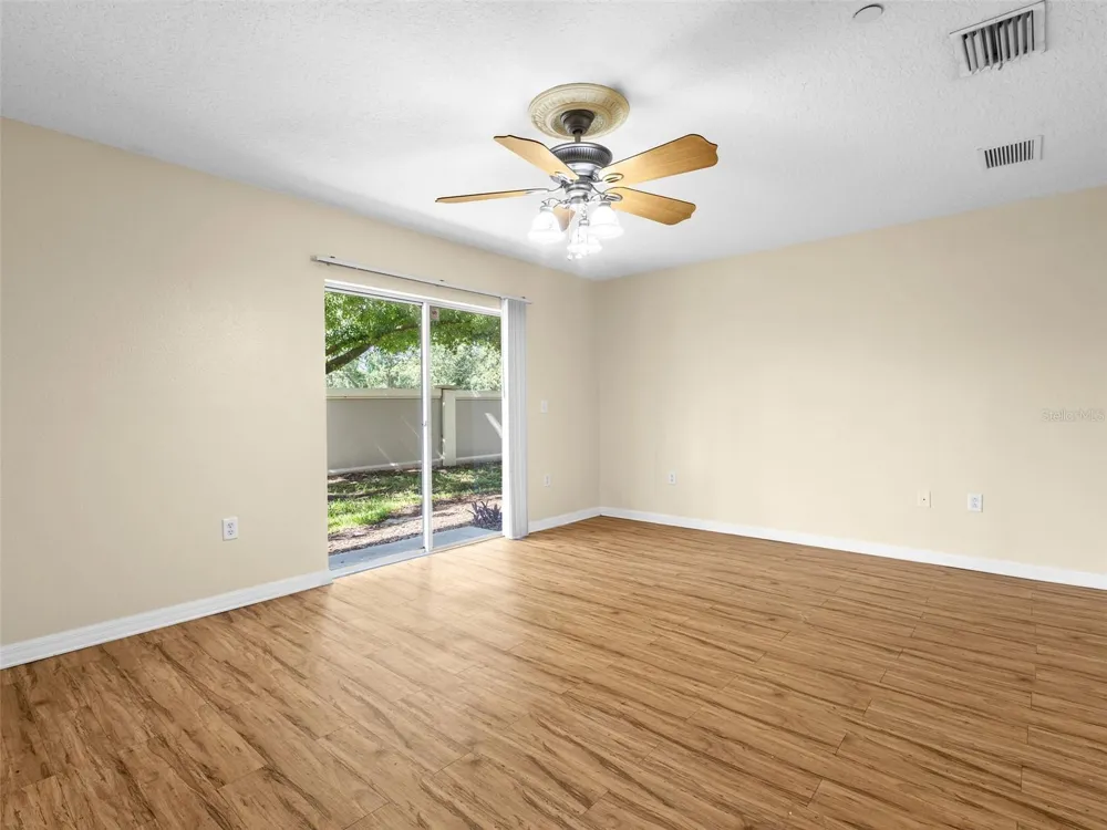 2412 MIDDLETON GROVE DRIVE Brandon, FL 33511