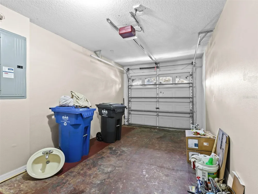 2412 MIDDLETON GROVE DRIVE Brandon, FL 33511
