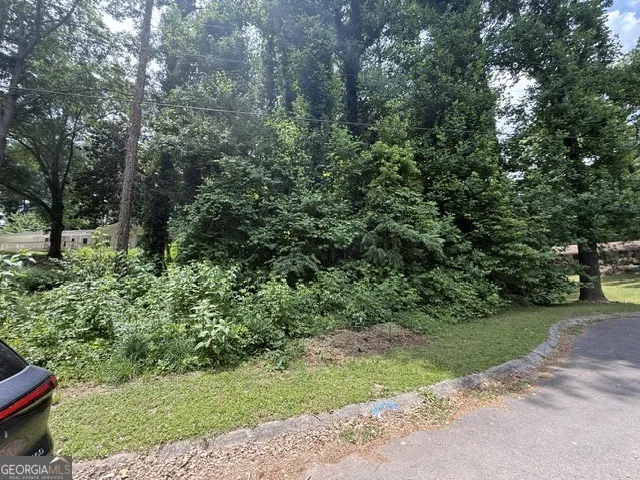 LOT 10 Surrey RD Roswell, GA 30075