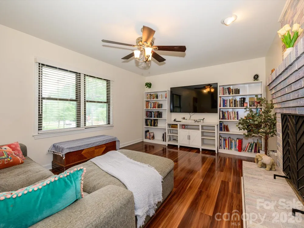 1106 Robinhood Lane Kannapolis, NC 28081