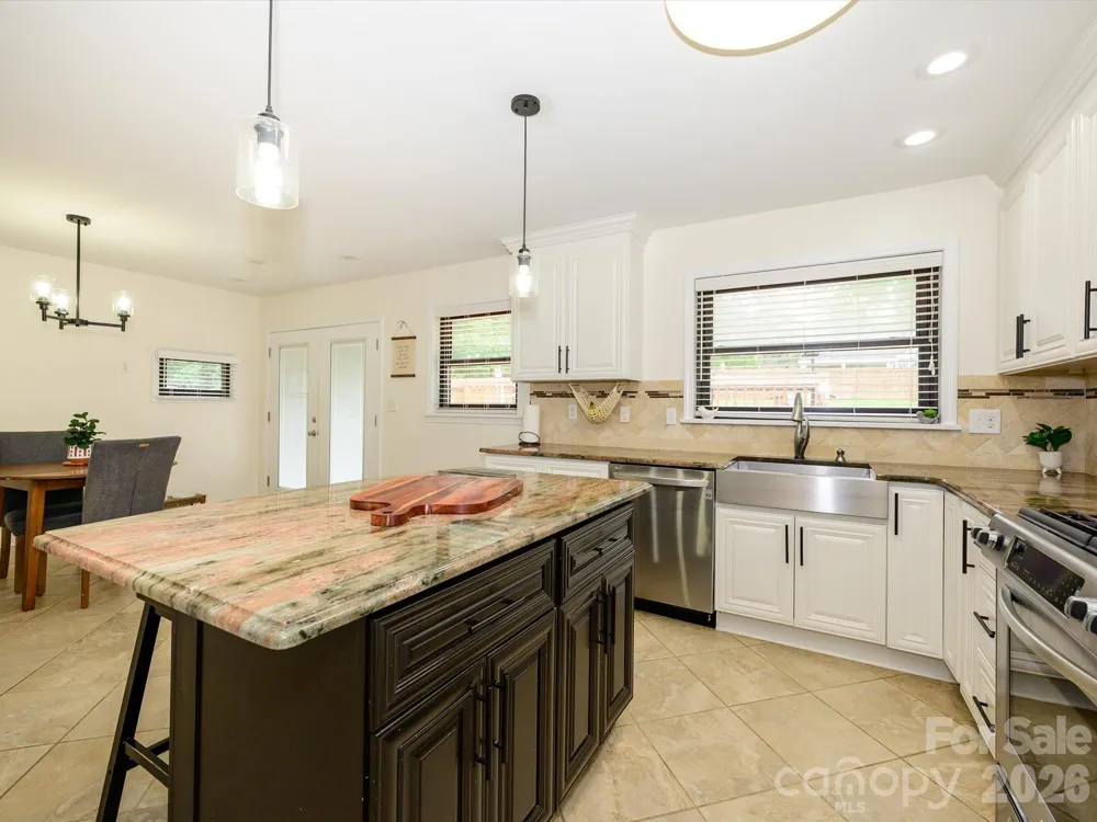 1106 Robinhood Lane Kannapolis, NC 28081