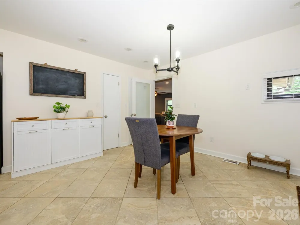 1106 Robinhood Lane Kannapolis, NC 28081