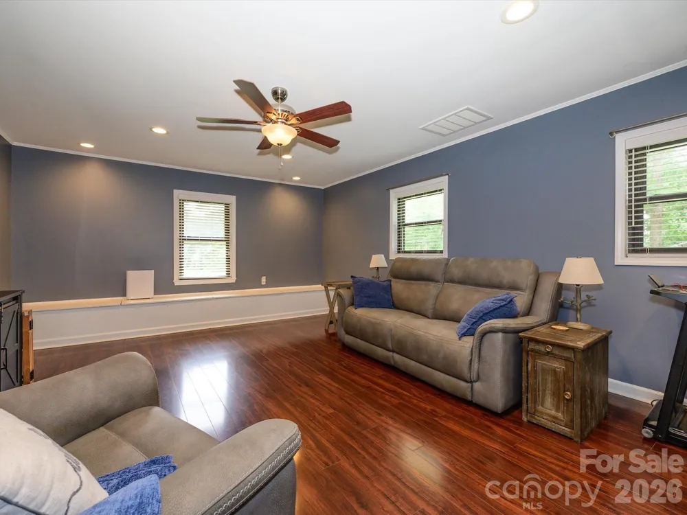 1106 Robinhood Lane Kannapolis, NC 28081