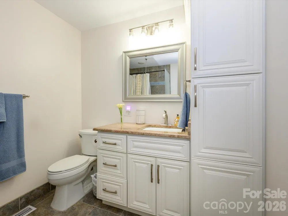 1106 Robinhood Lane Kannapolis, NC 28081