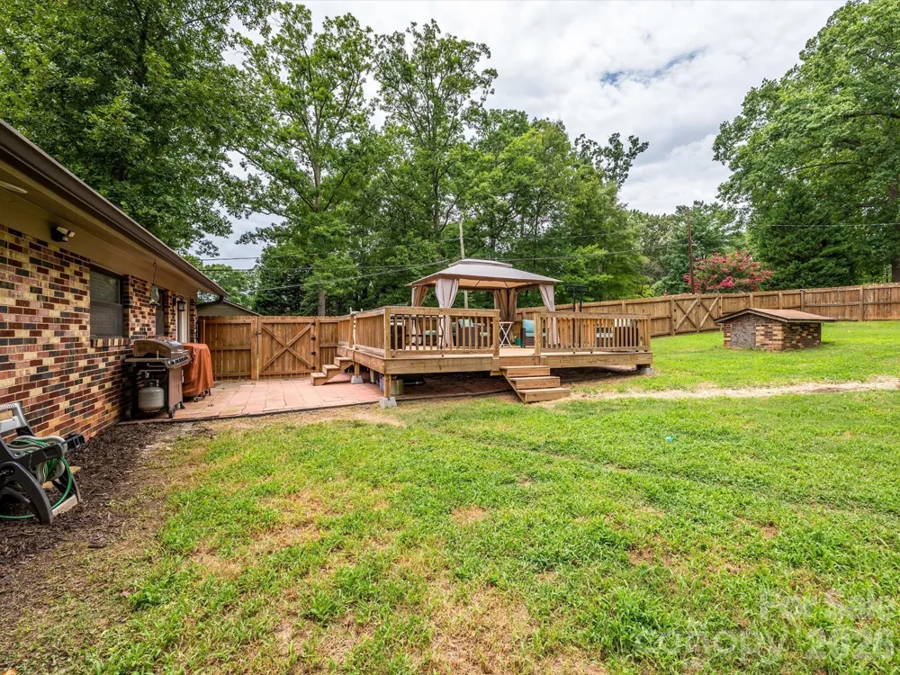1106 Robinhood Lane Kannapolis, NC 28081