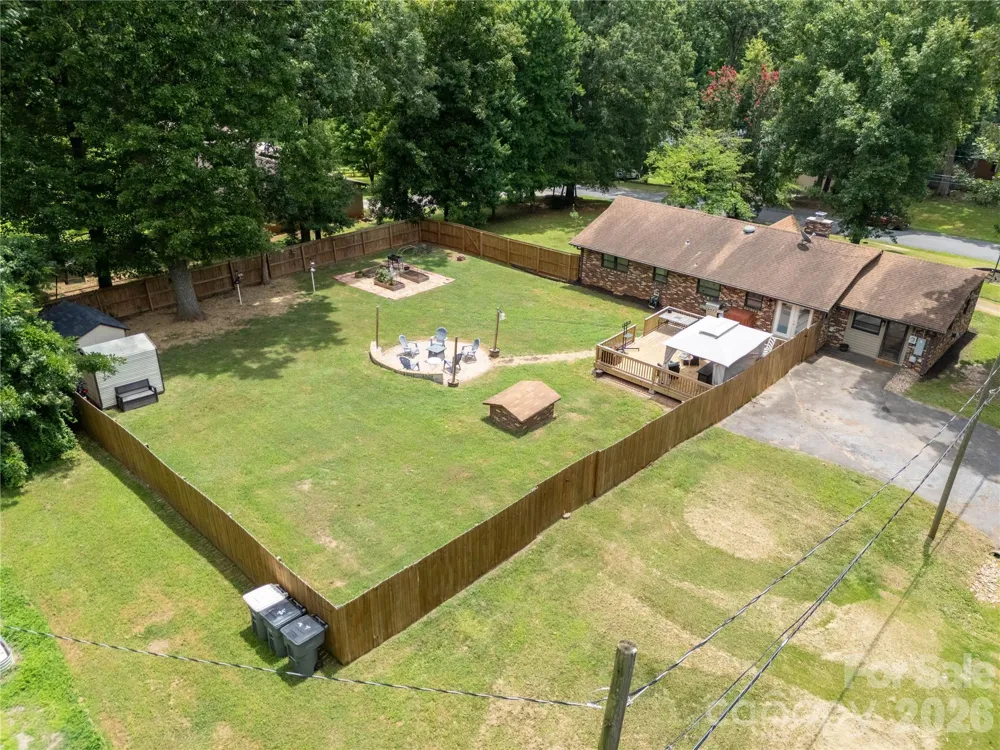 1106 Robinhood Lane Kannapolis, NC 28081