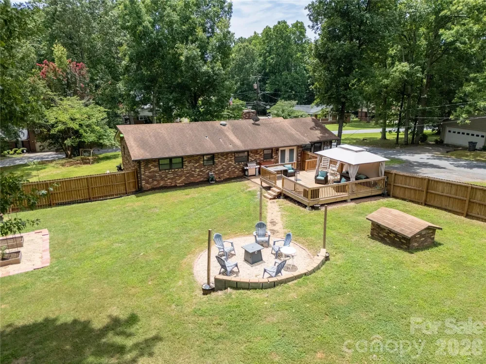 1106 Robinhood Lane Kannapolis, NC 28081