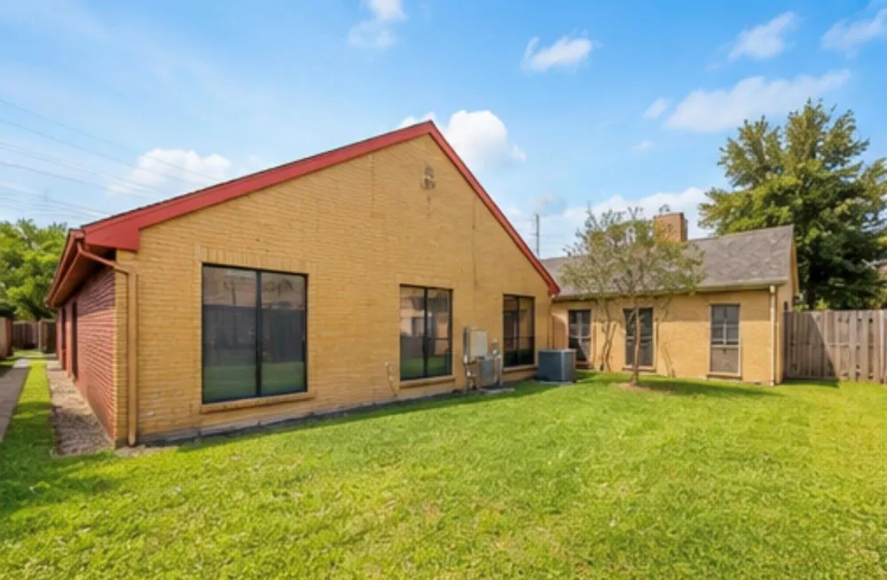 11111 Jones Road W #3 Houston, TX 77065