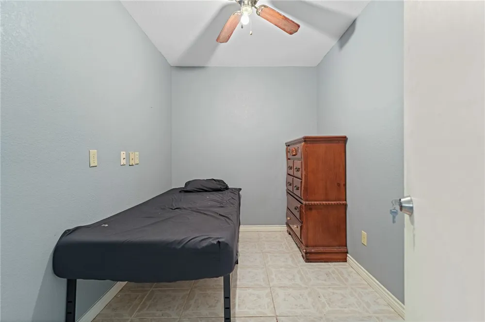 710 Jackson Avenue Robstown, TX 78380