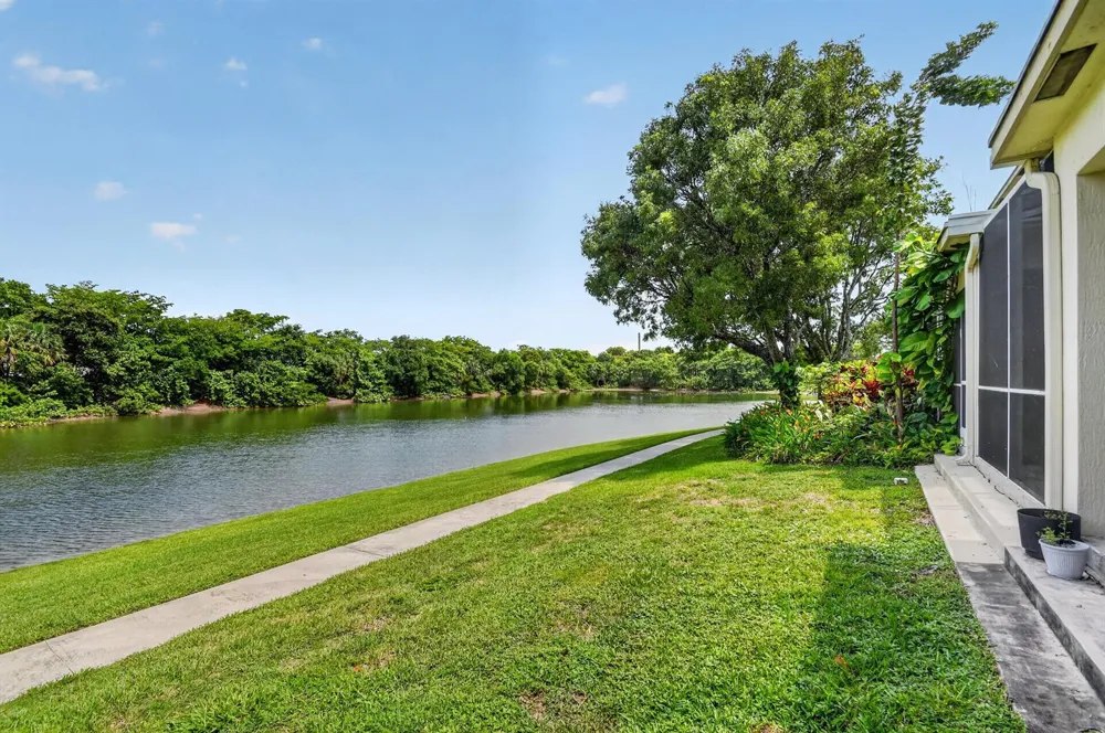308 SPRUCE STREET Boynton Beach, FL 33426