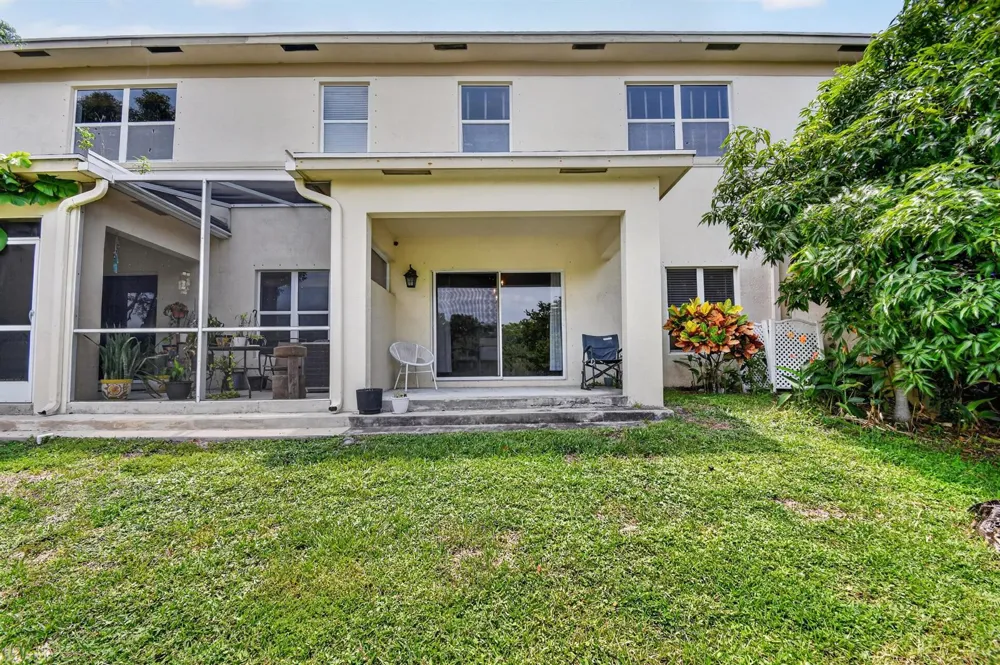 308 SPRUCE STREET Boynton Beach, FL 33426