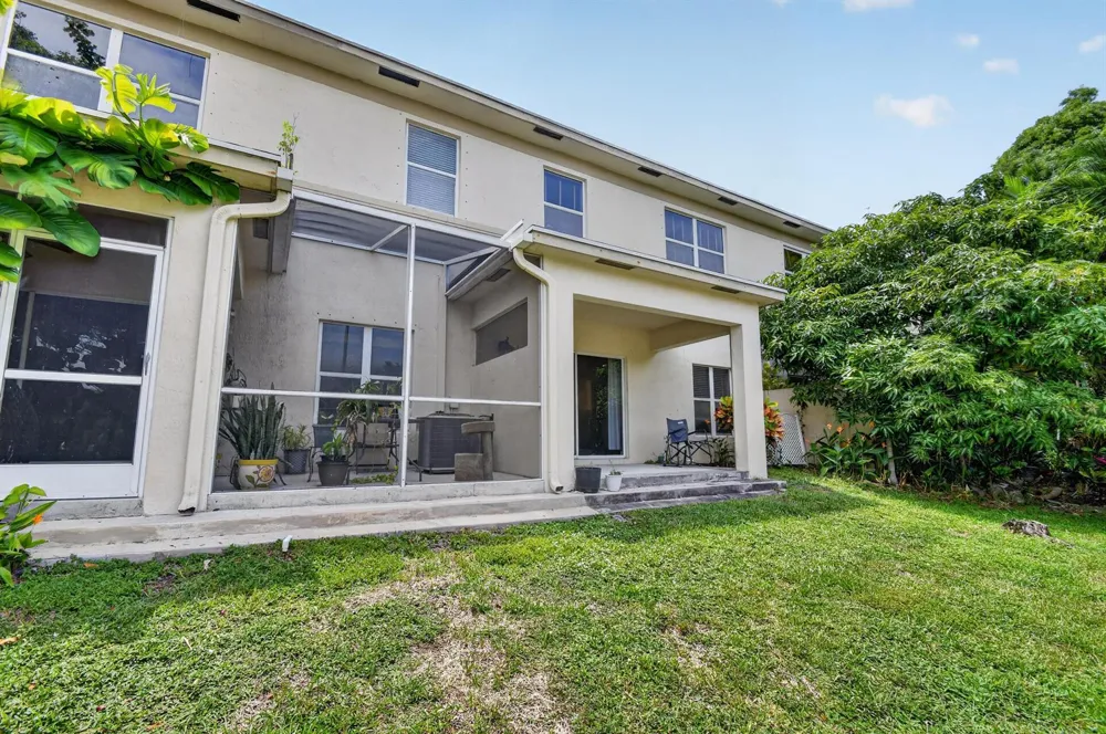 308 SPRUCE STREET Boynton Beach, FL 33426