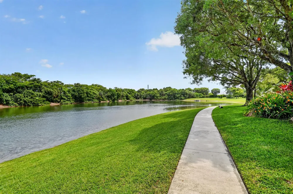 308 SPRUCE STREET Boynton Beach, FL 33426