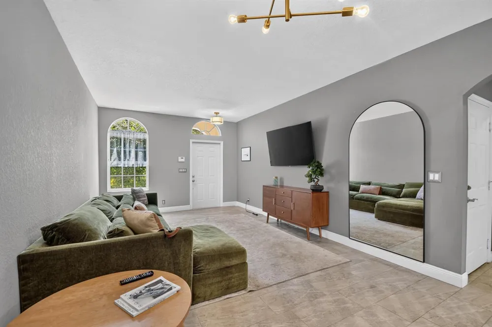 308 SPRUCE STREET Boynton Beach, FL 33426