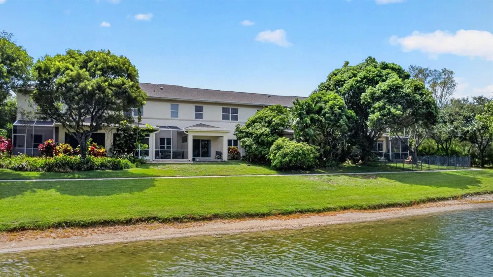308 SPRUCE STREET Boynton Beach, FL 33426