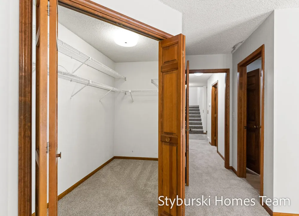 19127 W Spring Lake Road Spring Lake, MI 49456