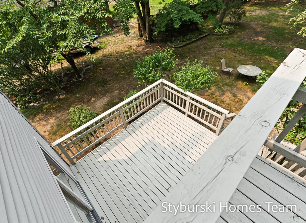 19127 W Spring Lake Road Spring Lake, MI 49456