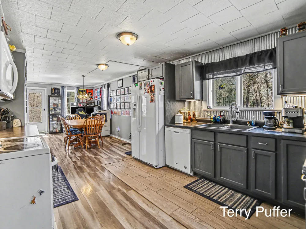 6488 3rd Street Holton Township, MI 49425