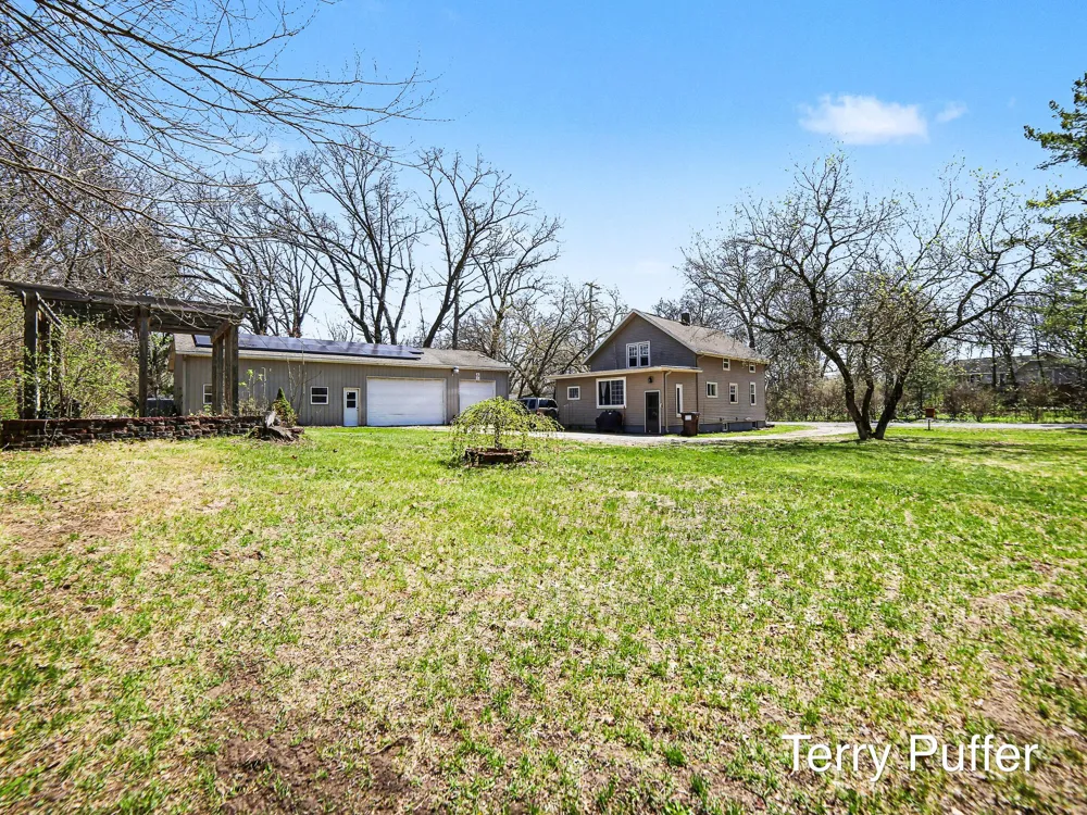 6488 3rd Street Holton Township, MI 49425