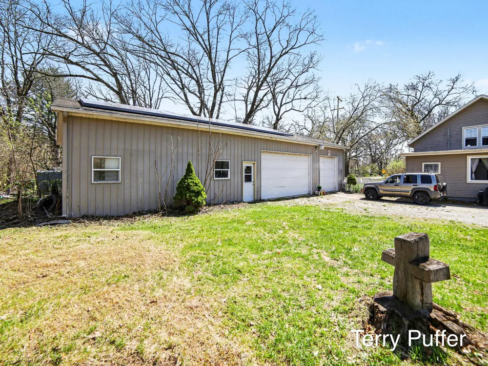 6488 3rd Street Holton Township, MI 49425
