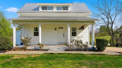 2820 Lockertsville Rd