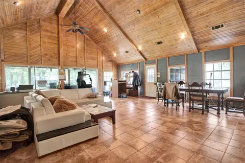 25019 W Holly Lane
