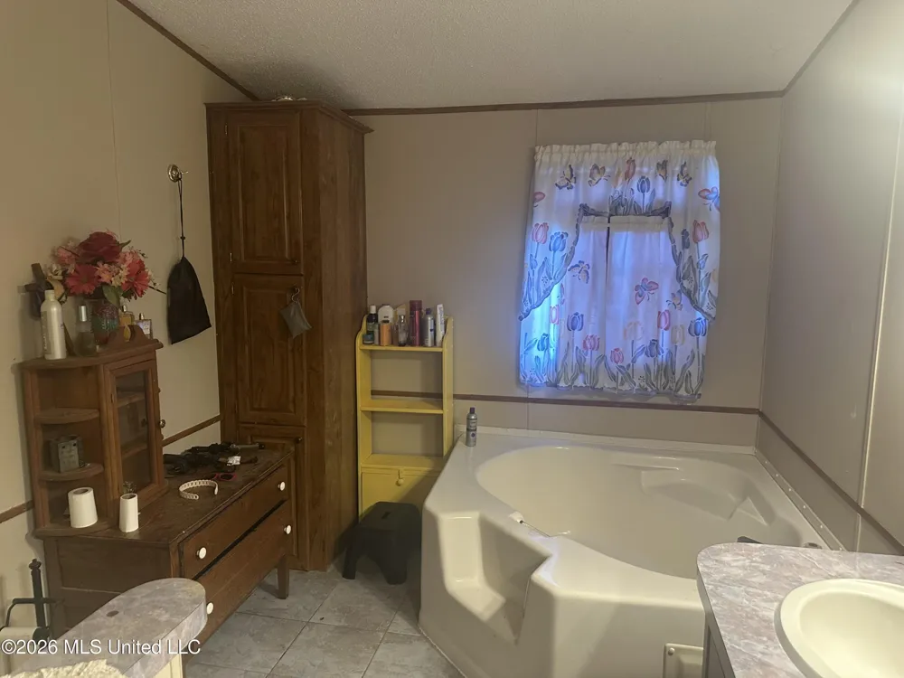 4132 NW Bouie Mill Road Brookhaven, MS 39601