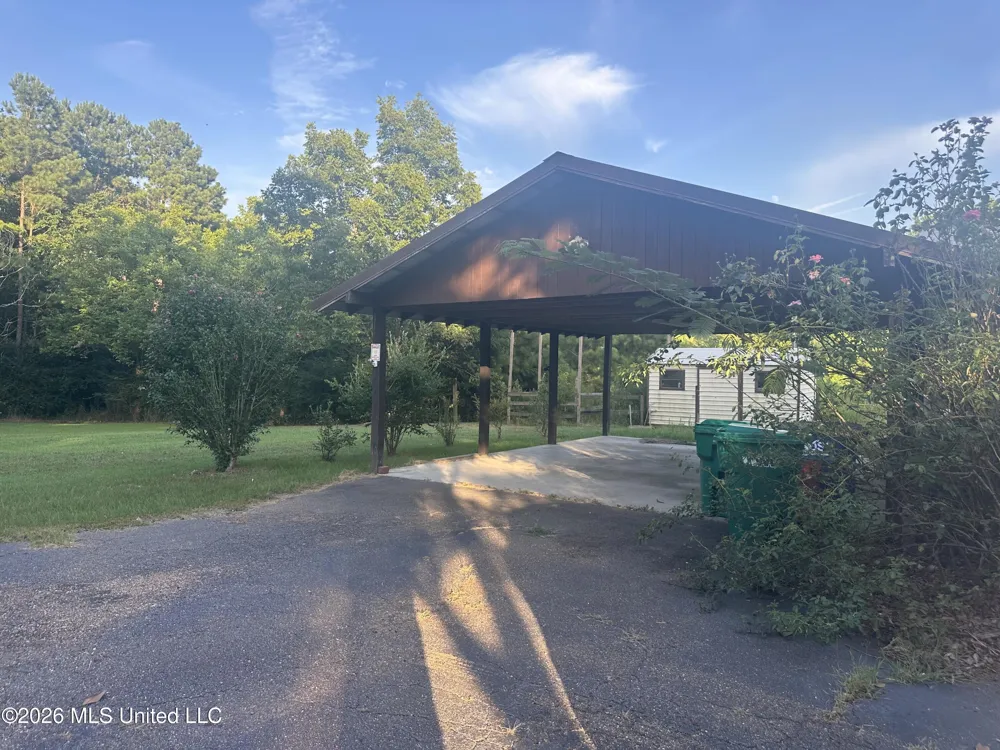 4132 NW Bouie Mill Road Brookhaven, MS 39601