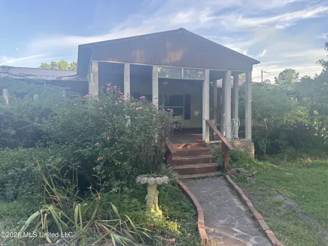 4132 NW Bouie Mill Road