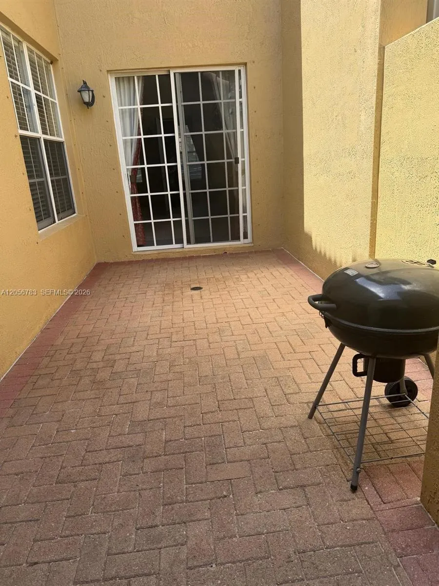 14615 SW 5th St #0 Pembroke Pines, FL 33027