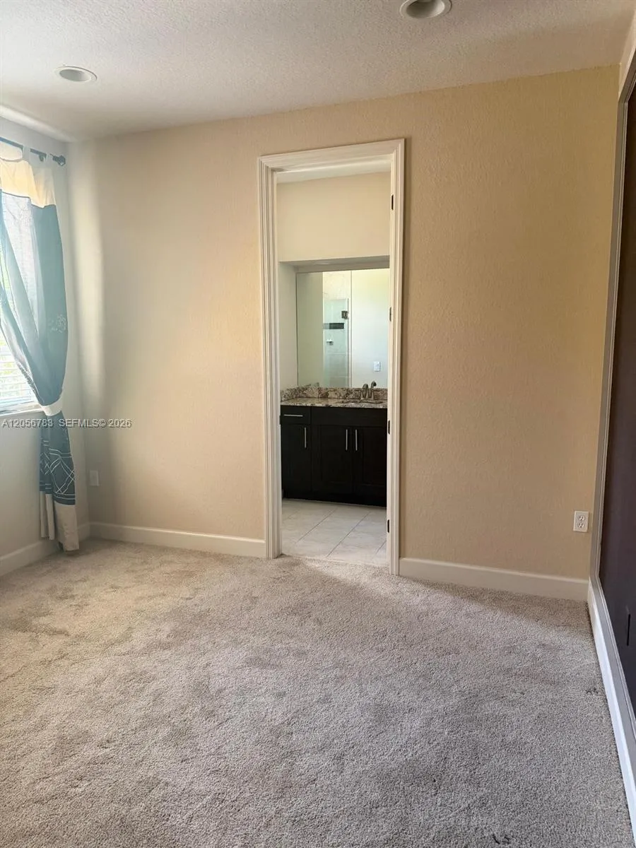 14615 SW 5th St #0 Pembroke Pines, FL 33027