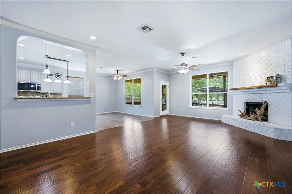 771 San Luis New Braunfels, TX 78132