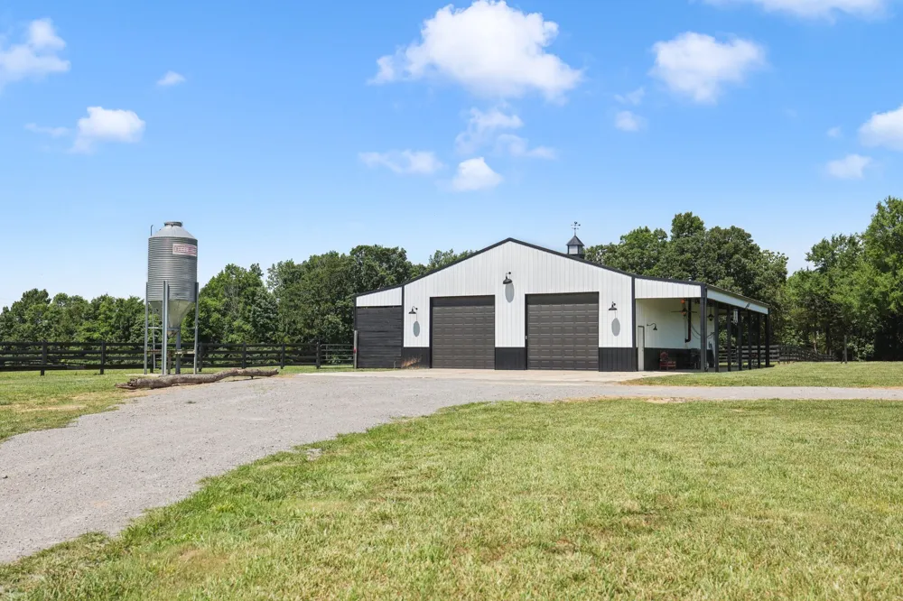 9520A Dyer Rd Rockvale, TN 37153