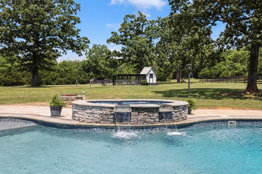 9520A Dyer Rd Rockvale, TN 37153