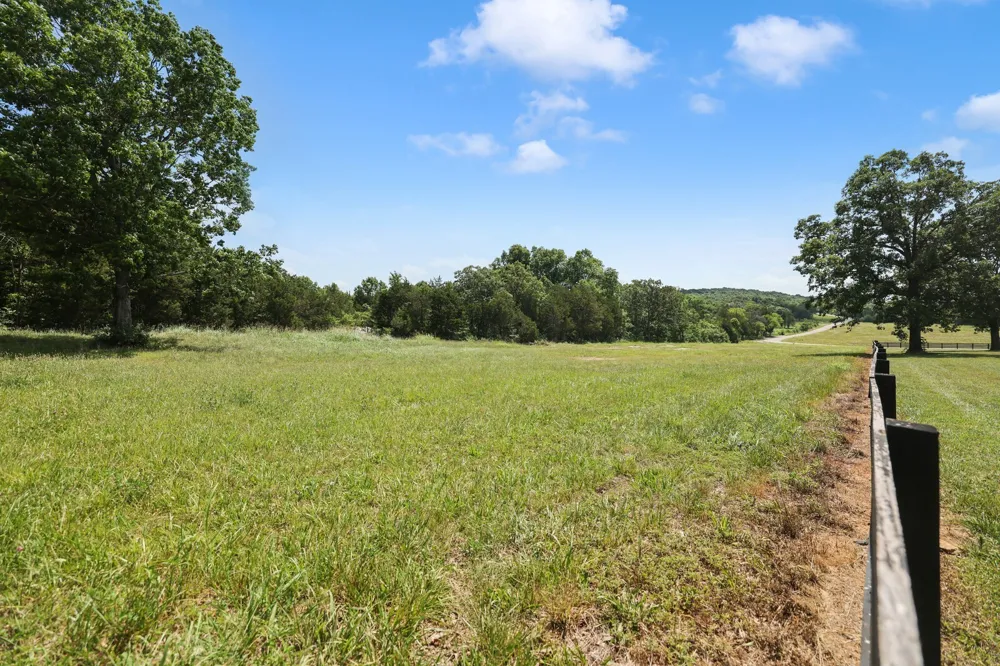 9520A Dyer Rd Rockvale, TN 37153
