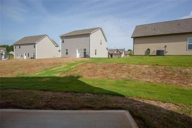 453 Winter Chase Pendergrass, GA 30567