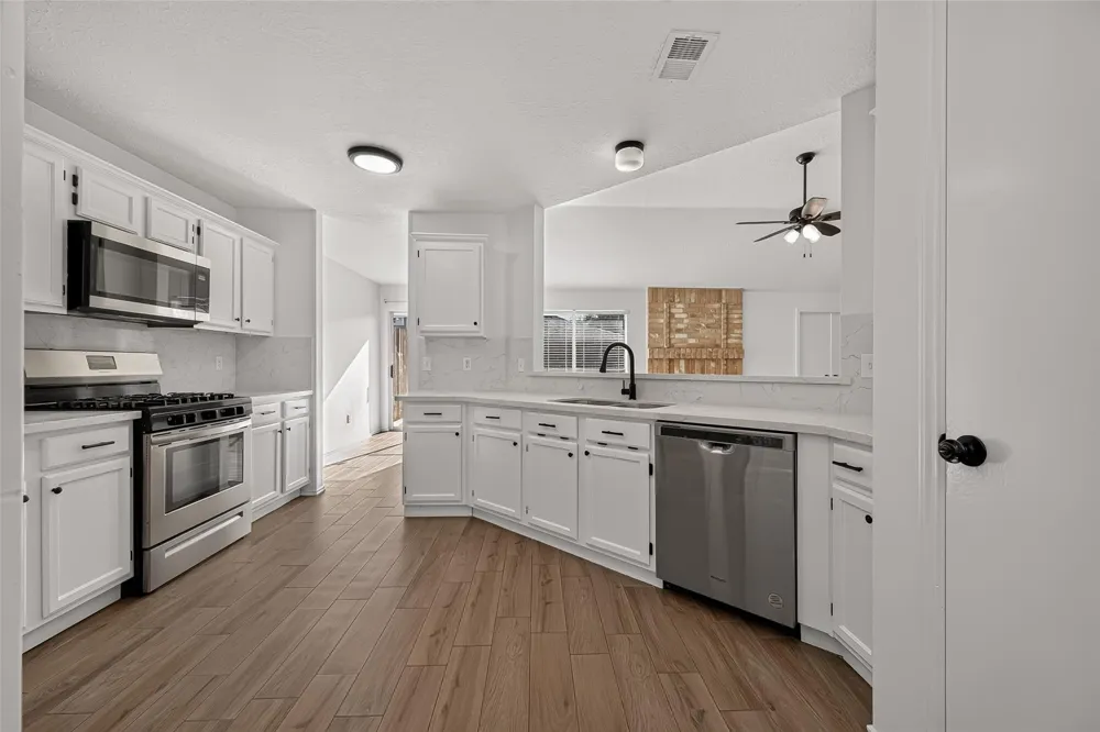 11410 Sunny Creek Drive Houston, TX 77066