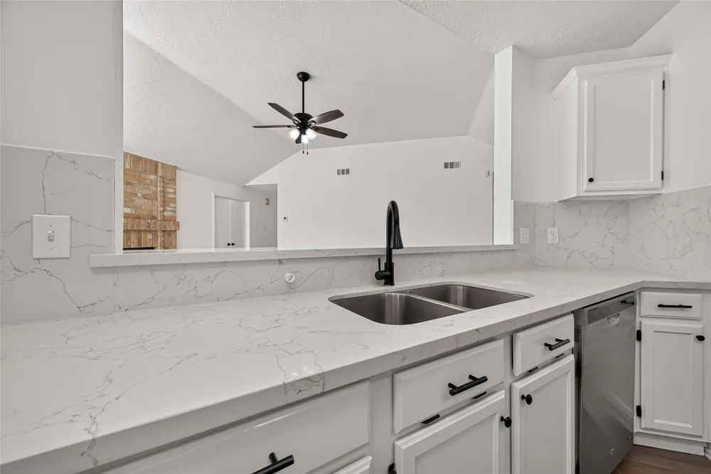 11410 Sunny Creek Drive Houston, TX 77066