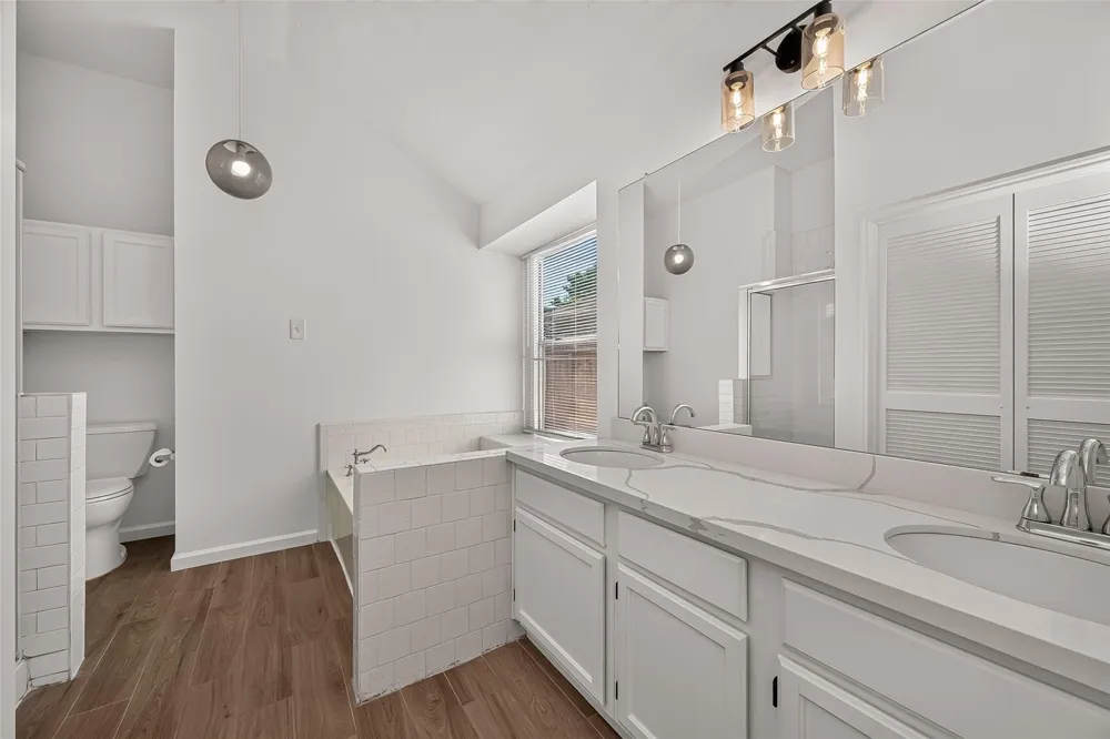 11410 Sunny Creek Drive Houston, TX 77066