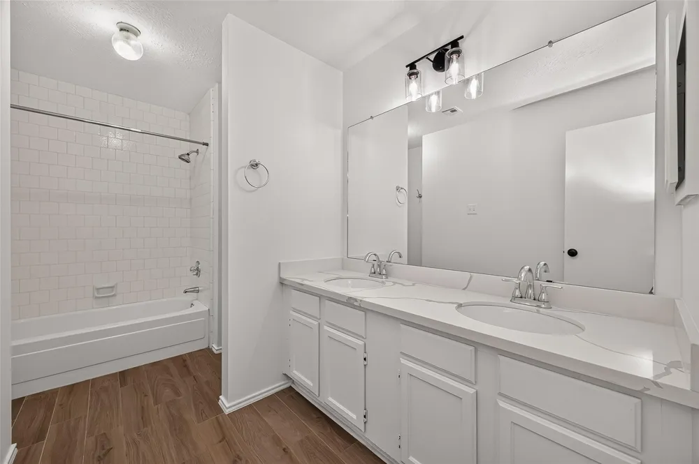 11410 Sunny Creek Drive Houston, TX 77066
