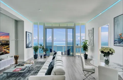 15901 Collins Ave #4301