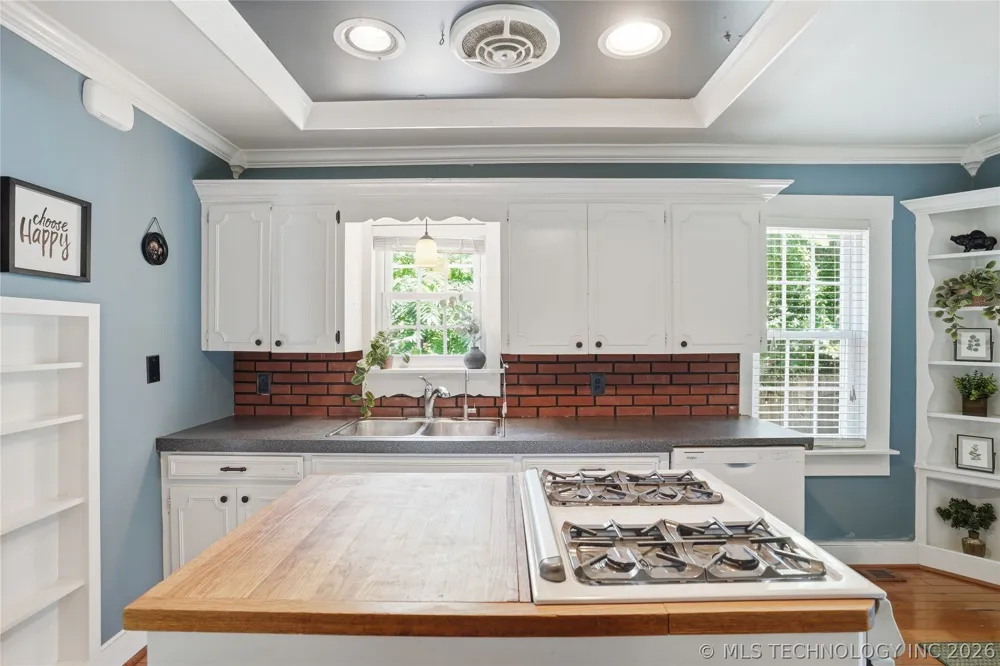 115 S Indianapolis Avenue Tulsa, OK 74112