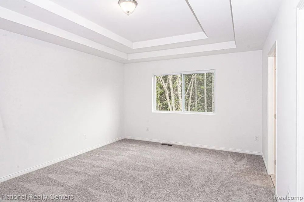 53249 Woodland Meadows Chesterfield Township, MI 48047