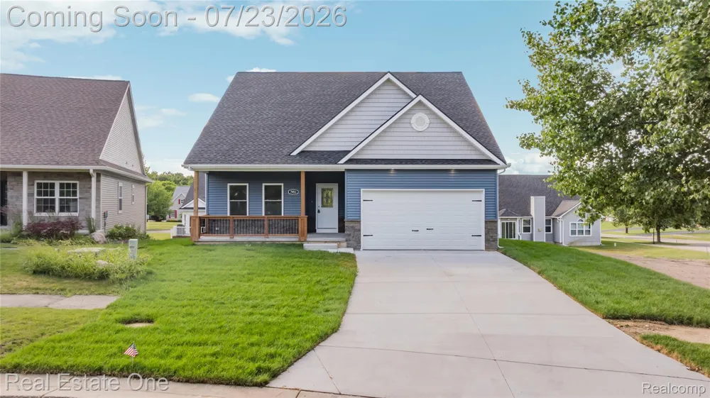 7453 Village Court Springfield Charter Township, MI 48350