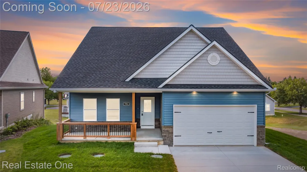 7453 Village Court Springfield Charter Township, MI 48350