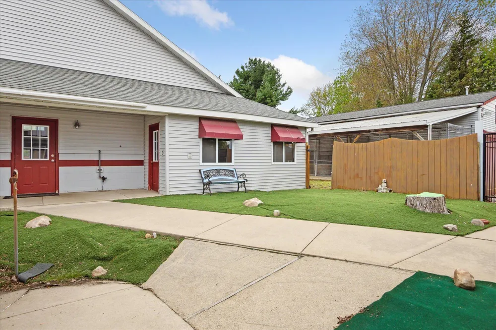 3650 Hogback Road Handy Township, MI 48836