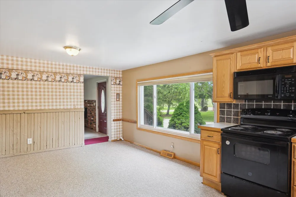 3650 Hogback Road Handy Township, MI 48836