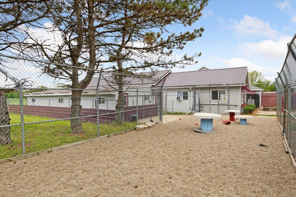 3650 Hogback Road Handy Township, MI 48836