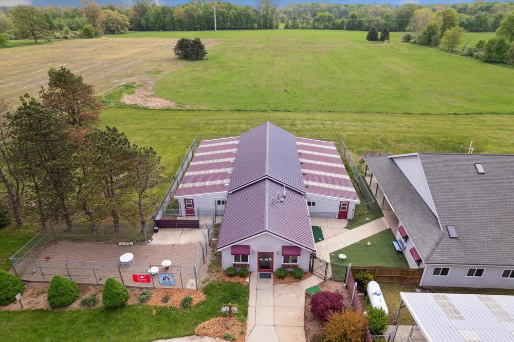 3650 Hogback Road Handy Township, MI 48836